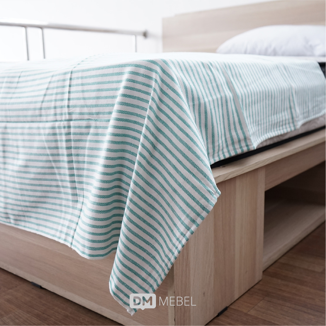 selimut salur stripe